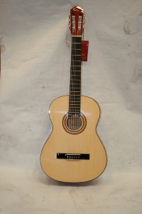 GUITARE CLASSIQUE 4/4 // CLASSICAL GUITAR