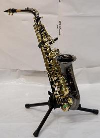 ALTO SAXO - FINITION  CORPS NOIR & CLES OR