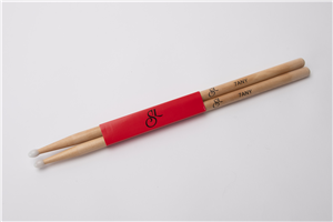 PAIRE DE BAGUETTES POINTES NYLON // DRUMSTICKS