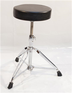 TABOURET BATTERIE // SINGLE STOOL